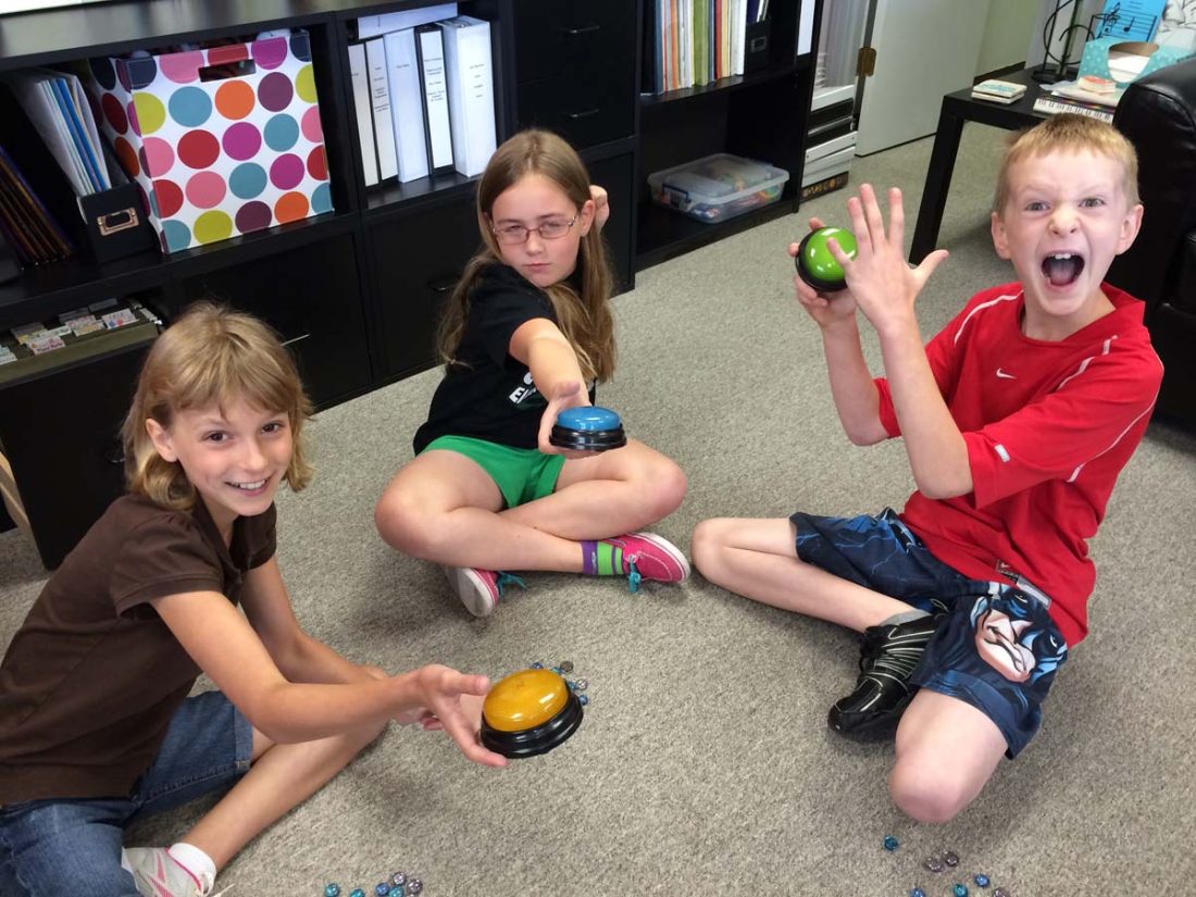 Children playing games once you organize piano games